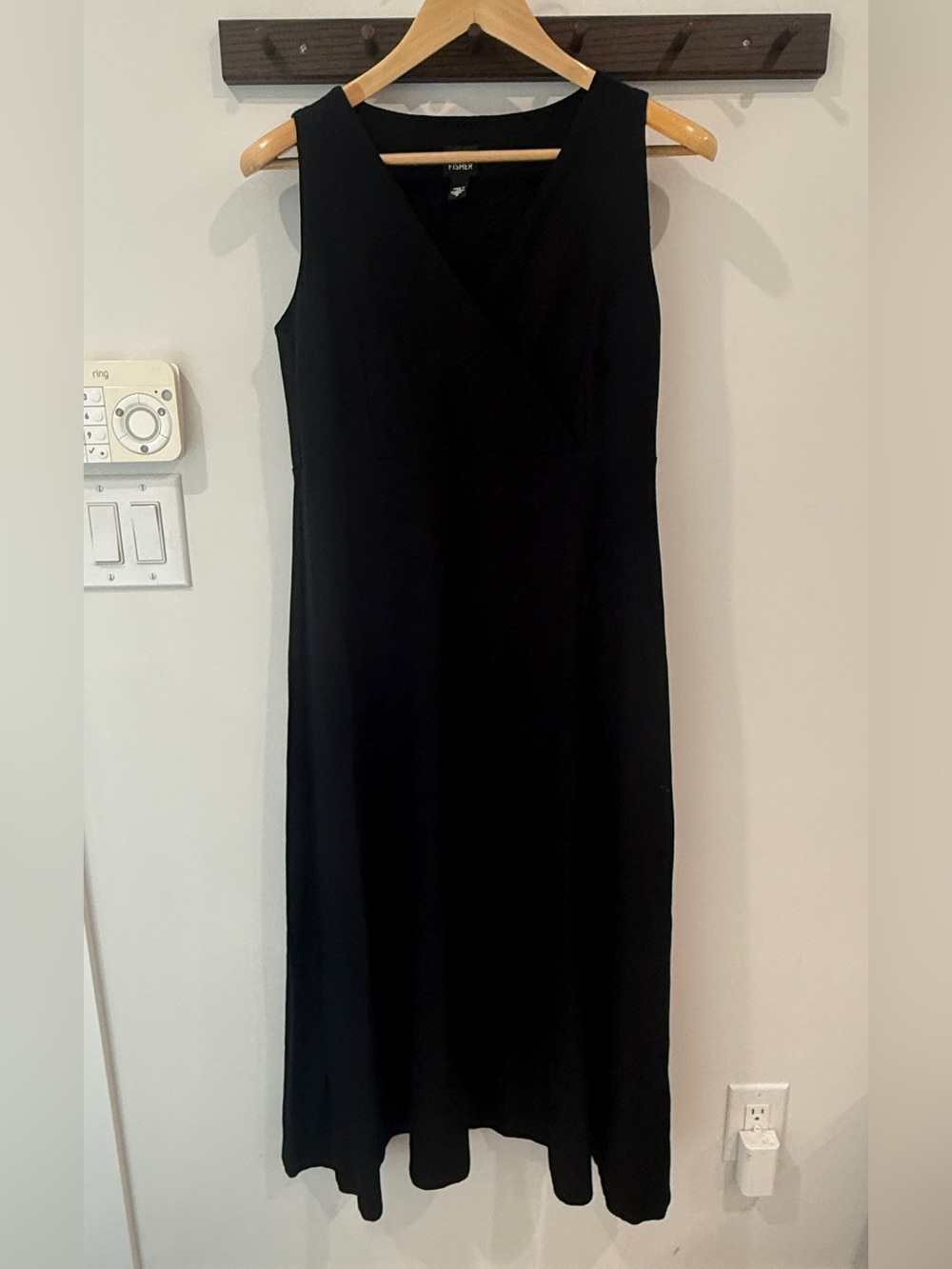 Eileen Fisher Sleeveless Maxi Dress Size M Black V-Neck Made in USA Rayon Crepe
